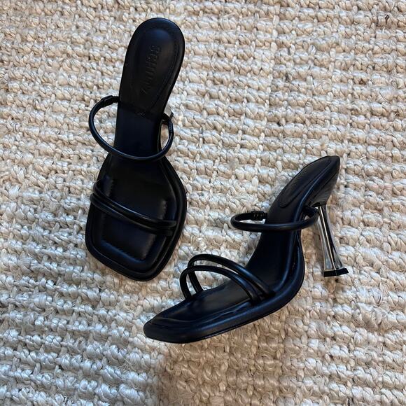 SCHUTZ Shoes - Schutz Agatha Sandal Sz 7.5B